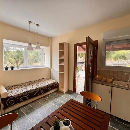 The Big Olive Tree בית נופש *