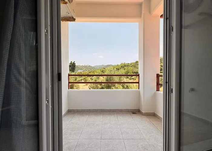 The Big Olive Tree 度假居